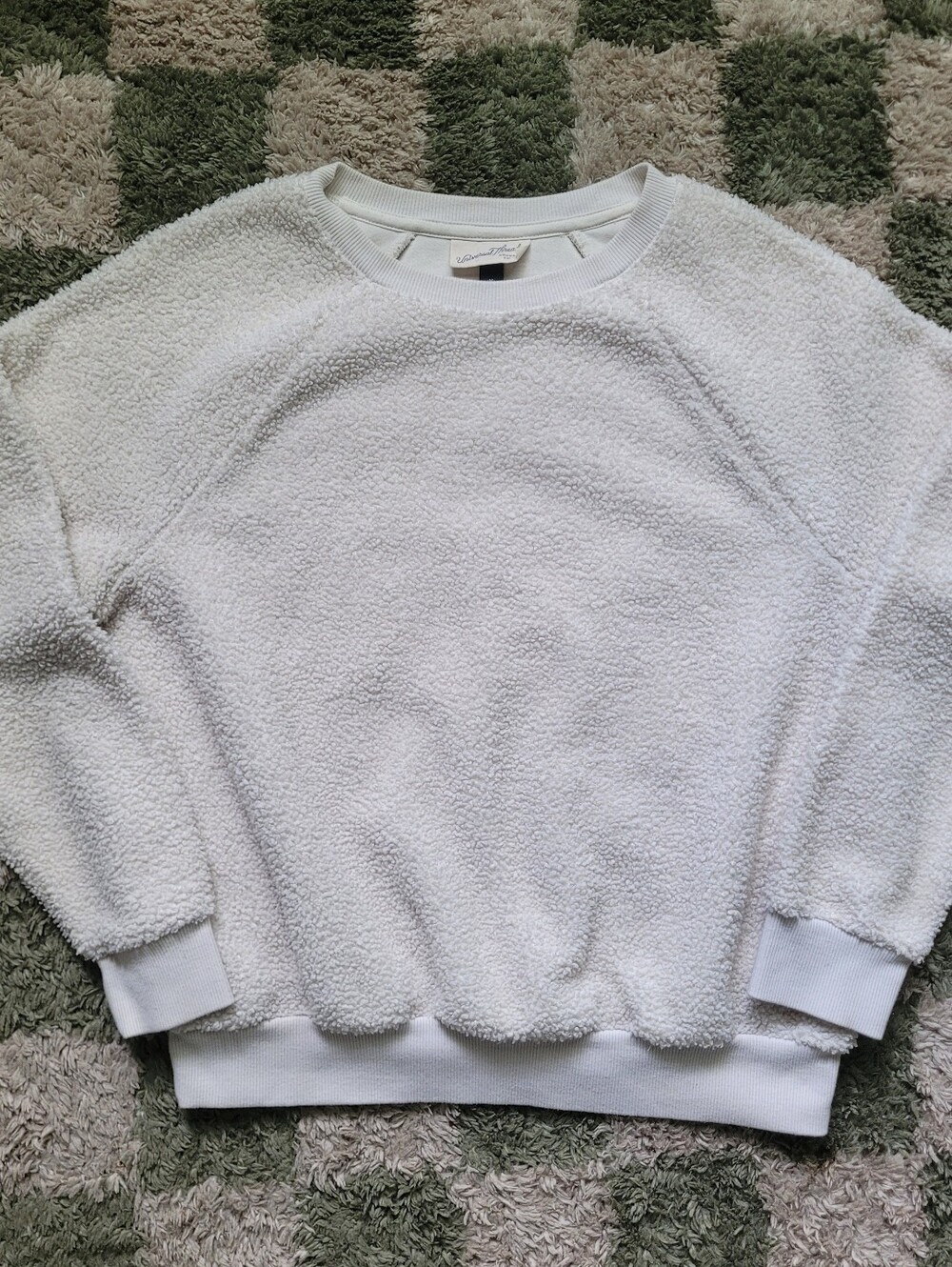 Universal Thread White Sherpa Crewneck Sweatshirt